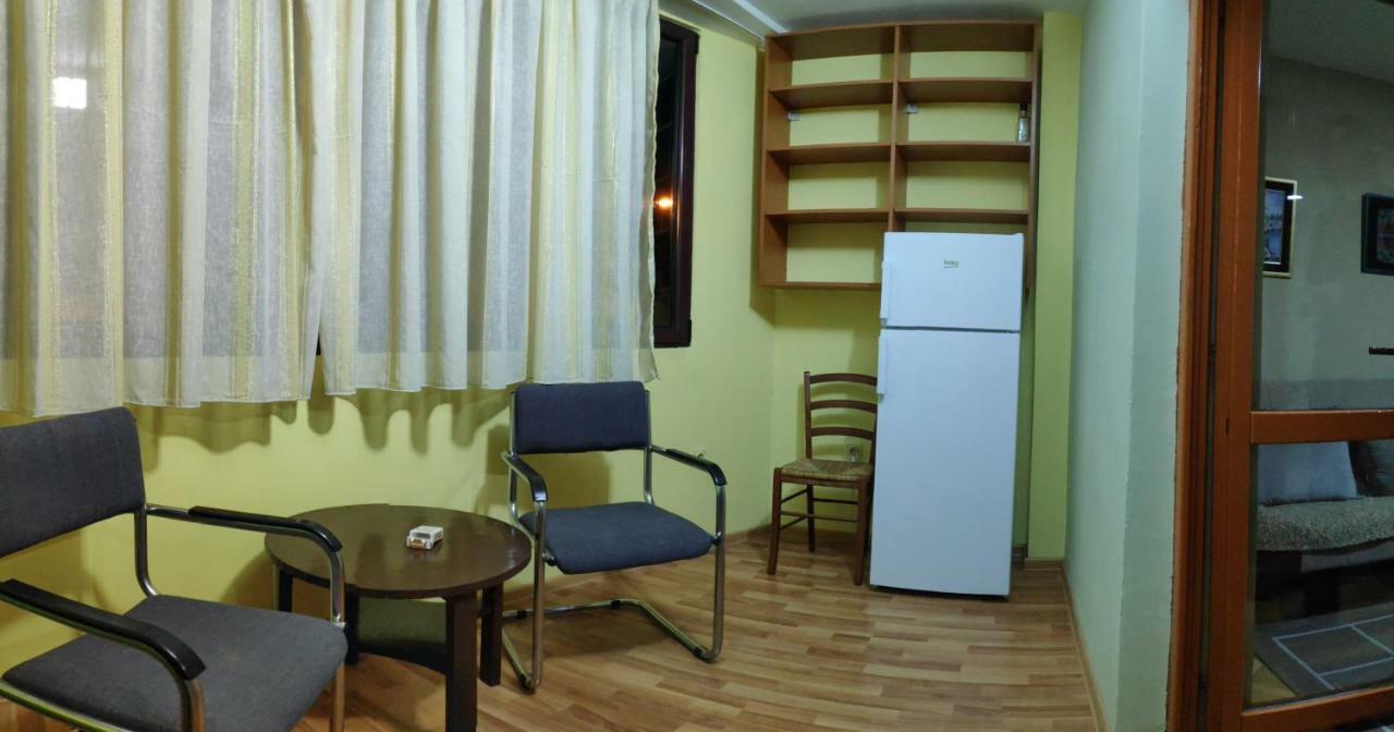 Malo Brdo Apartment Podgorica Exterior photo